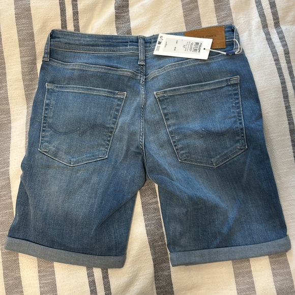Jack & Jones Blue Denim Regular Fit Jean Shorts - Small - Picture 2 of 3